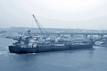 Fototapeta premium The port cargo ship