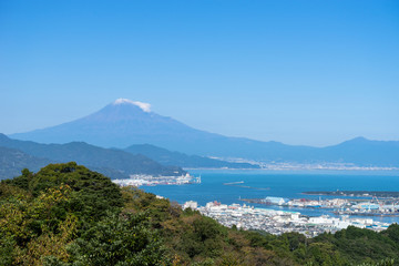 Fototapeta na wymiar 日本平から見た富士山