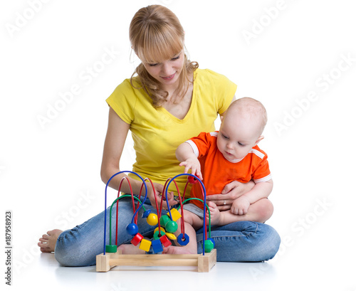 Crazy Mother Playing With Toys! Gratis