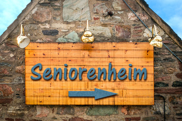 Schild 303 - Seniorenheim
