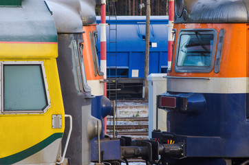 RAYLWAY TRANSPORT - Electric locomotives on the railway siding   © Wojciech Wrzesień