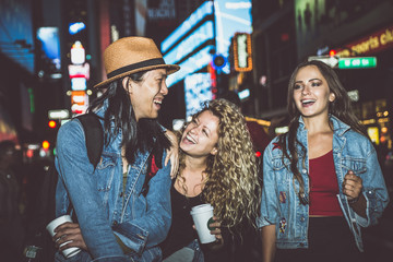 Obraz na płótnie Canvas Group of friends having fun in New york