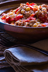 Orientalisches Hackfleisch mit Kichererbsen und Paprika