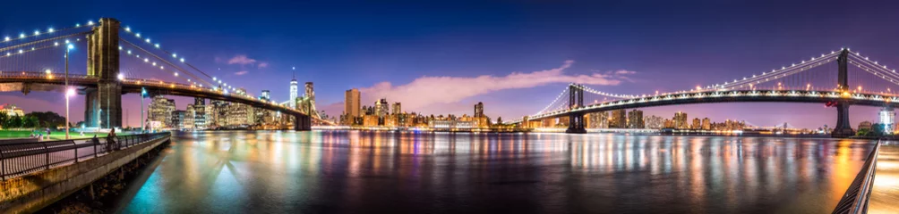 Fotobehang New York City skyline panorama © eyetronic