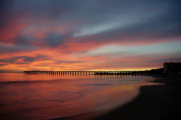 Naklejka premium Sunset at Ventura Pier