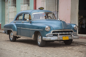 Fototapeta na wymiar Cuban Taxi