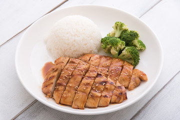 teriyaki chicken with rice and broccoli