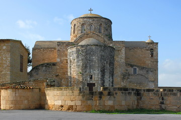 Fototapeta na wymiar Kloster St. Barnabas auf Nordzypern