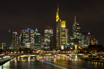 Fototapeta na wymiar Skyline Frankfurt at night