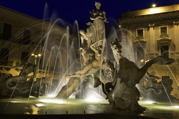 Artemis fountain in Piazza Archimede, Siracusa. Sculpture by the Artist Giulio Moschetti, 1907.