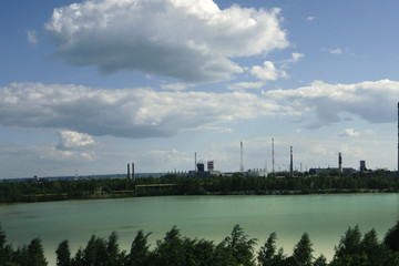 Obraz premium the pollution of the planet large septic tanks of dirty water companies .