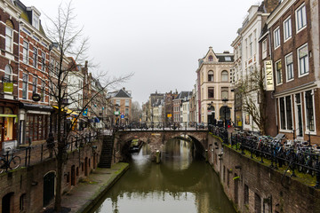 Obraz premium CANAL, Utrecht, Netherlands - December 3, 2017: View of a bridge in Utrecht.