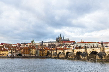Fototapeta na wymiar A winter afternoon at the Charles bridge in Prague
