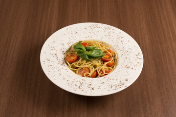 italian pasta with cherry tomatoes