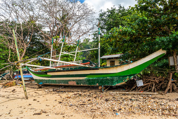 Obraz na płótnie Canvas Bangka boats shipbuilding on the beach, Philippines