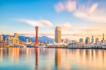 Naklejka premium Skyline i Port of Kobe w Japonii