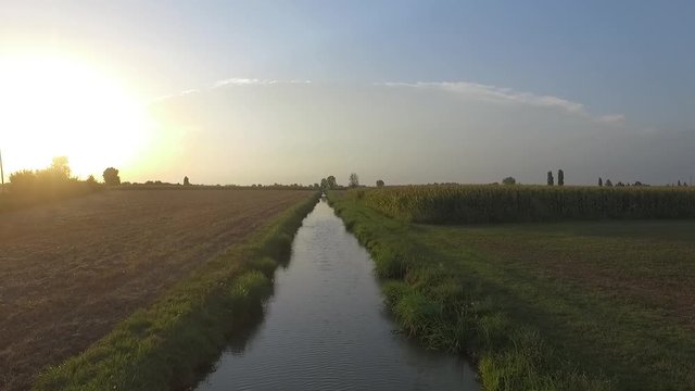 Vista dall'alto campagna rurale estate