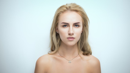 Fototapeta premium Pretty blond portrait