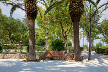 Obraz premium Bench in the public gardens Iblei,ragusa