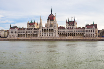 Fototapeta na wymiar Hungarian Parlament building taken from the riverbanks of Danube river in Budapest, Hungary
