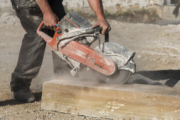 machine pour découper la pierre