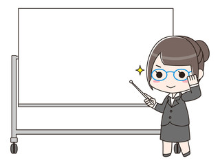 ホワイトボードの前に立つ得意気な女性