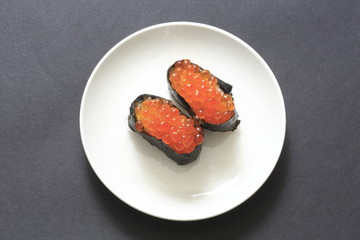 Salmon roe and sushi image