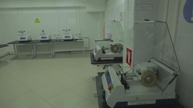 Laboratory for testing rails