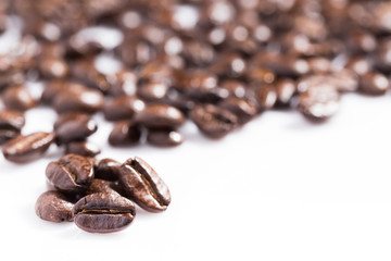 Fototapeta premium Roast coffee bean for texture and background.