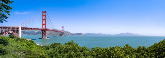 Foto op Plexiglas San Francisco Golden Gate Bridge-panorama als achtergrond © eyetronic