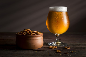 Pale beer and pretzels