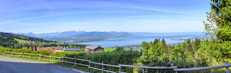 Frühlingsmorgen am östlichen Bodensee