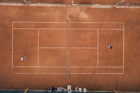 Aerial photo of a tennis match on clay court