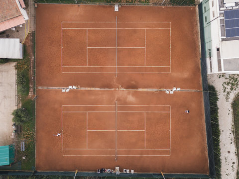 Aerial view of tennis match on clay court