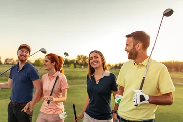 Abwaschbare Fototapete Golf Bonding auf dem Golfplatz
