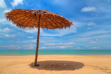 Fototapeta na wymiar Beautiful tropical beach in Thailand