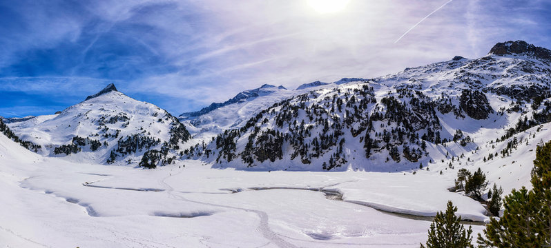 vall&eacute;e de b&eacute;nasque