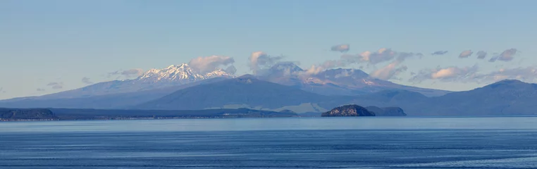 Fotobehang Lake Taupo, volcanoes  © NMint
