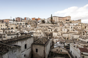 Fototapeta na wymiar overview of matera overlooking the rooftops. Matera_Italy