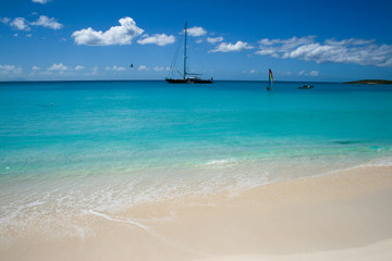 Fototapeta na wymiar Boats at sea on the caribbean island of Anguilla