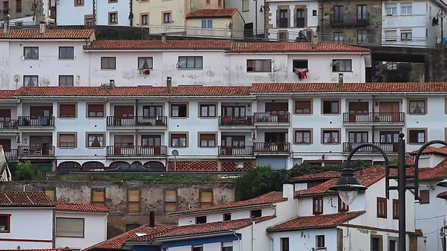 Localidad construida en terrazas. Lastres. Asturias