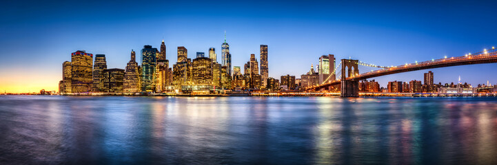 New York City skyline Panorama mit Brooklyn Bridge - obrazy, fototapety, plakaty