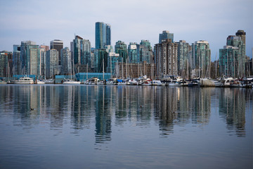 Obraz premium Downtown Vancouver British Columbia Canada. Stanley Park view of the city. Cloudy morning at Waterfront Vancouver. 