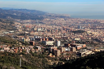 Obraz premium Vue de Barcelone depuis le Mont Tibidabo, Espagne