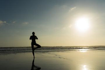 Yoga am Strand