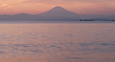 葉山の夕日と富士山
