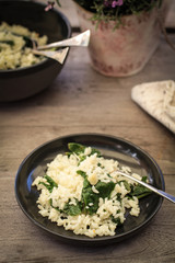 Spinach garlic rice