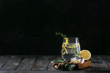 Gordijnen Gin-tonic drankje © feirlight