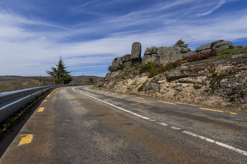 Gebirgspass in der Serra Estrela in Portugal