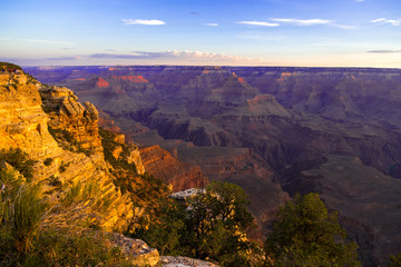 Grand Canyon im Sonnenaufgang in Arizona, USA, Amerika 